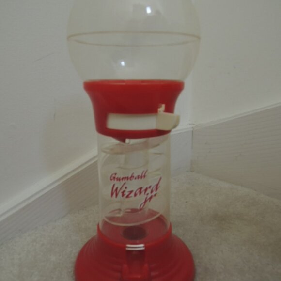 Gumball Wizard Jr No. 1010 - RED Tabletop Mini Wizard Spiral Gum Ball Bank NIB - Picture 2 of 12